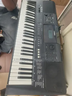 Keyboard PSR E-463