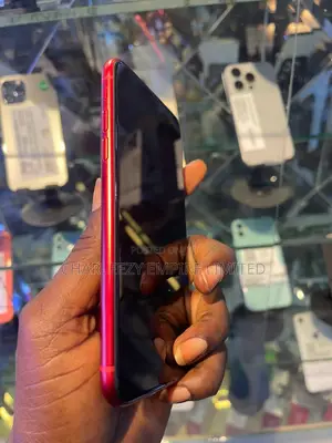 Apple iPhone XR 64 GB Red