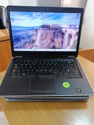 Laptop Dell Latitude 7440 8GB Intel Core i7 SSD 256GB