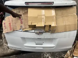 Cadillac Escalade Back Booth 2016 2017 2018 2019