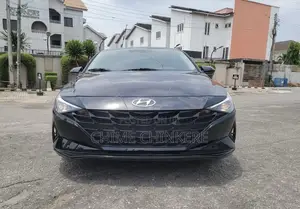 Hyundai Elantra SE 2022 Black