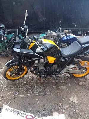 Honda CB 2010 Black