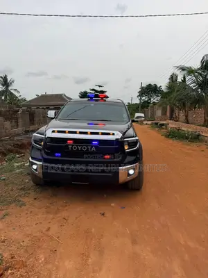 Toyota Tundra 4x4 Off Road