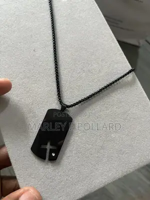 304 Dog Tag Cross Fashion Necklace