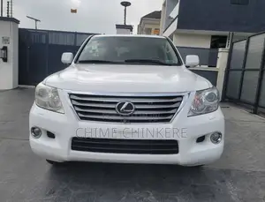 Lexus LX 570 2011 White
