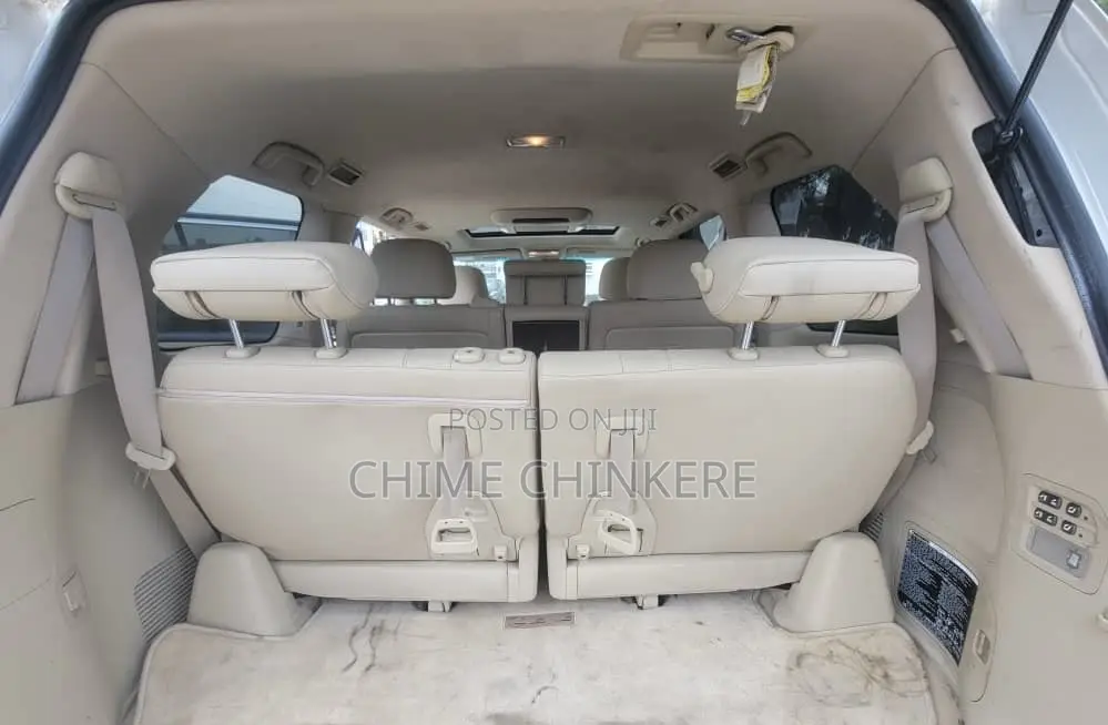 Lexus LX 570 2011 White