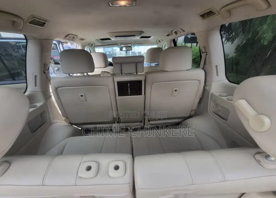 Lexus LX 570 2011 White