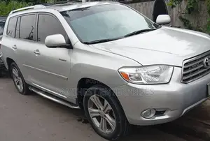 Toyota Highlander Limited 2010 Silver