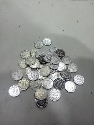 Coins for Snooker Table