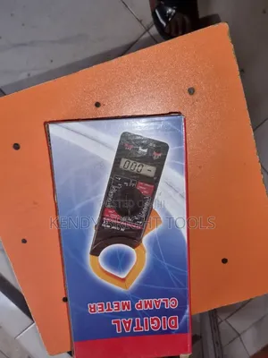 Digital Clamp Meter