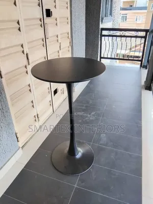 Imported Quality Round Wooden Top Bar Table