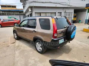 Honda CR-V 2005 Gold