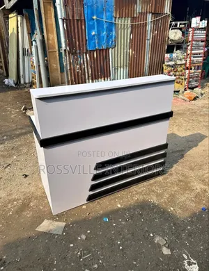 4ft Stylish Reception Counter – Modern Office Front Desk for Business