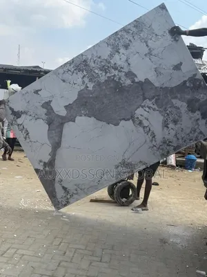 Arctic White Quartz Slabs