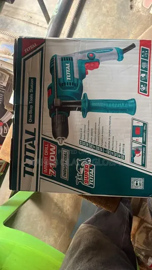 Total 710w Industrial Impact Drill 13mm Hammer Drill