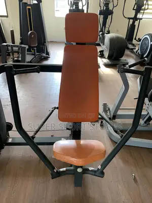 Uk Used Commercial Grade Seated Chest Press Machine