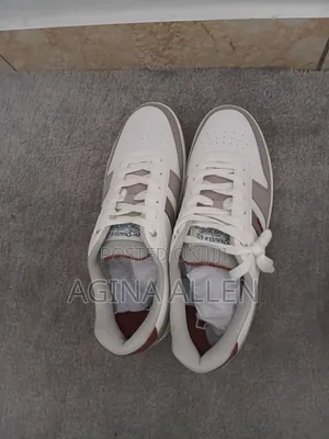 Original Levi Sneakers