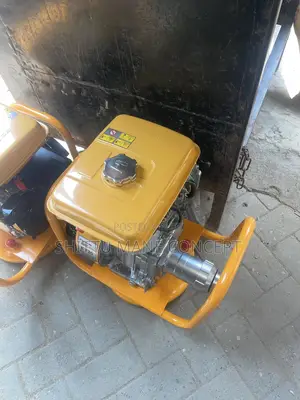 Concrete Vibrator / Poker Machine