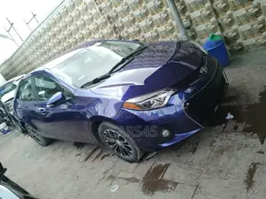 Toyota Corolla 2015 Blue