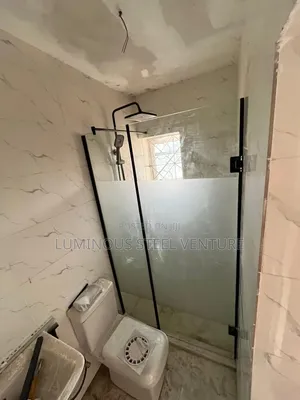 Toughened Safety Glass Is Always a Good Choice for a Wet Room Areas