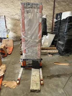 2000 Kg Stalk Lifter Manually Operated (2 Tons )
