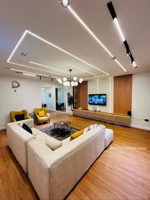 Luxury 3 Bedroom Apartment