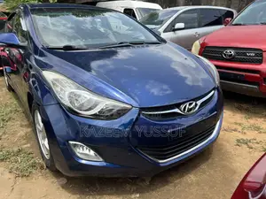 Hyundai Avante 2012 Blue