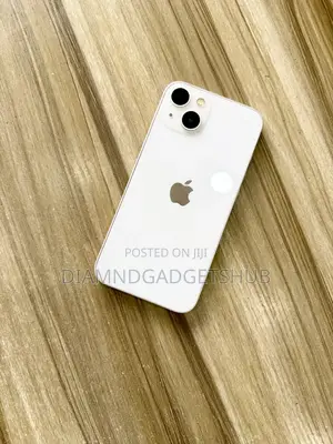 Apple iPhone 13 128 GB White
