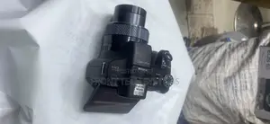 Sony Cyber Shot DSC-Hx200v