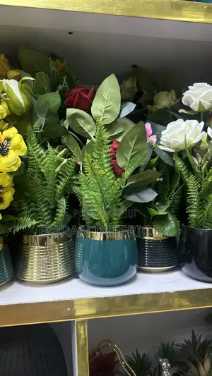 Beautiful Flower Vase Home Decor