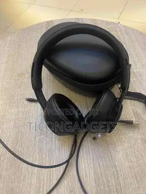 Beats Solo Pro
