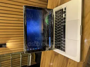 Laptop 8GB Intel Core i5 HDD 1T