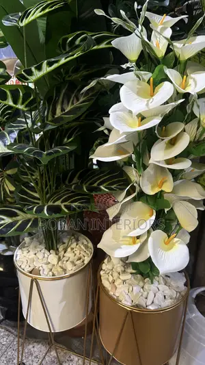 Luxury Flower Vase With Artificial Plant for Home Decor