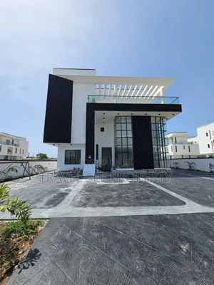 Furnished 7bdrm Mansion in Prices Estate Ikate for sale