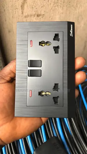 Double Socket Black