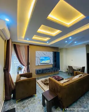 Luxury Cozy 2 Bedroom Duplex