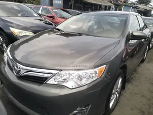 Toyota Camry LE 4dr Sedan (2.5L 4cyl 6A) 2013 Gray