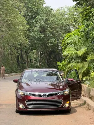 Toyota Avalon 2013 Maroon