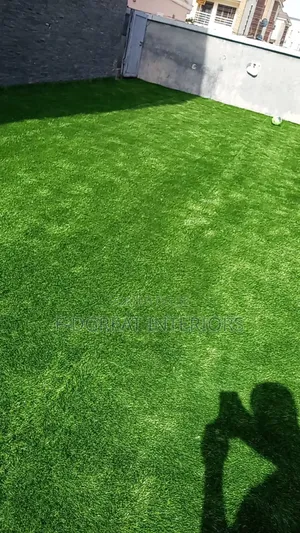 Synthetic Artificial Rug Grass With Drainage Holes