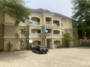 3bdrm Block of Flats in Utako for sale