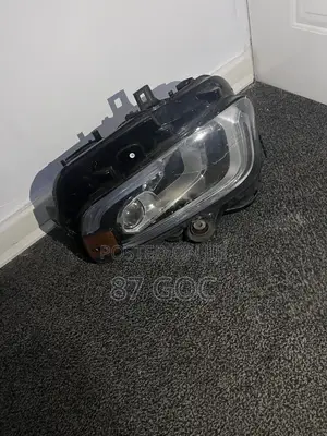2020 Mercedes GLB Driver Side High Beam Light