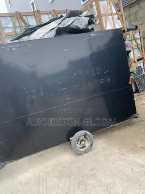 Plain Black Quartz Slabs