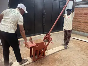 Mud/Adobe Red Soil Block Press/Machine
