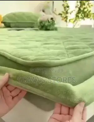 6 by 7 High Quality Royal Bed Spread