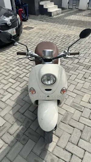 Yamaha 2015 Brown