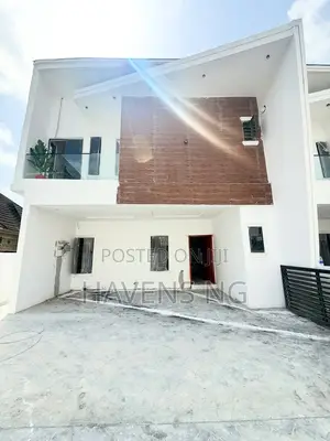 4bdrm Townhouse/Terrace in Lekki Phase 2 for sale