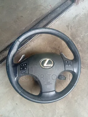 Steering Wheel Is250