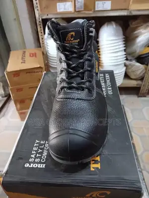 Tiger Master Composite Electrical Resistance Safetyboot Water,Oil,Gas