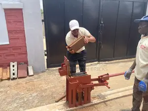 6 Inches Hydraform Interlocking Machine Manual Brick
