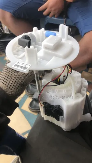 Fuel Pump W246 Gla